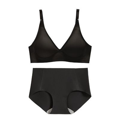 Сплетенное Racerback безшовное v - шея Bralette пошутила над нажимом 3/4 чашек вверх по бюстгальтеру